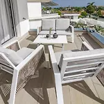 LM111A- Modern flat, amazing views